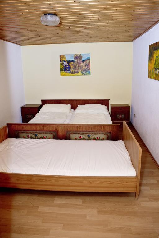 Hotel Altes Almhaus Maria Lankowitz Zimmer foto